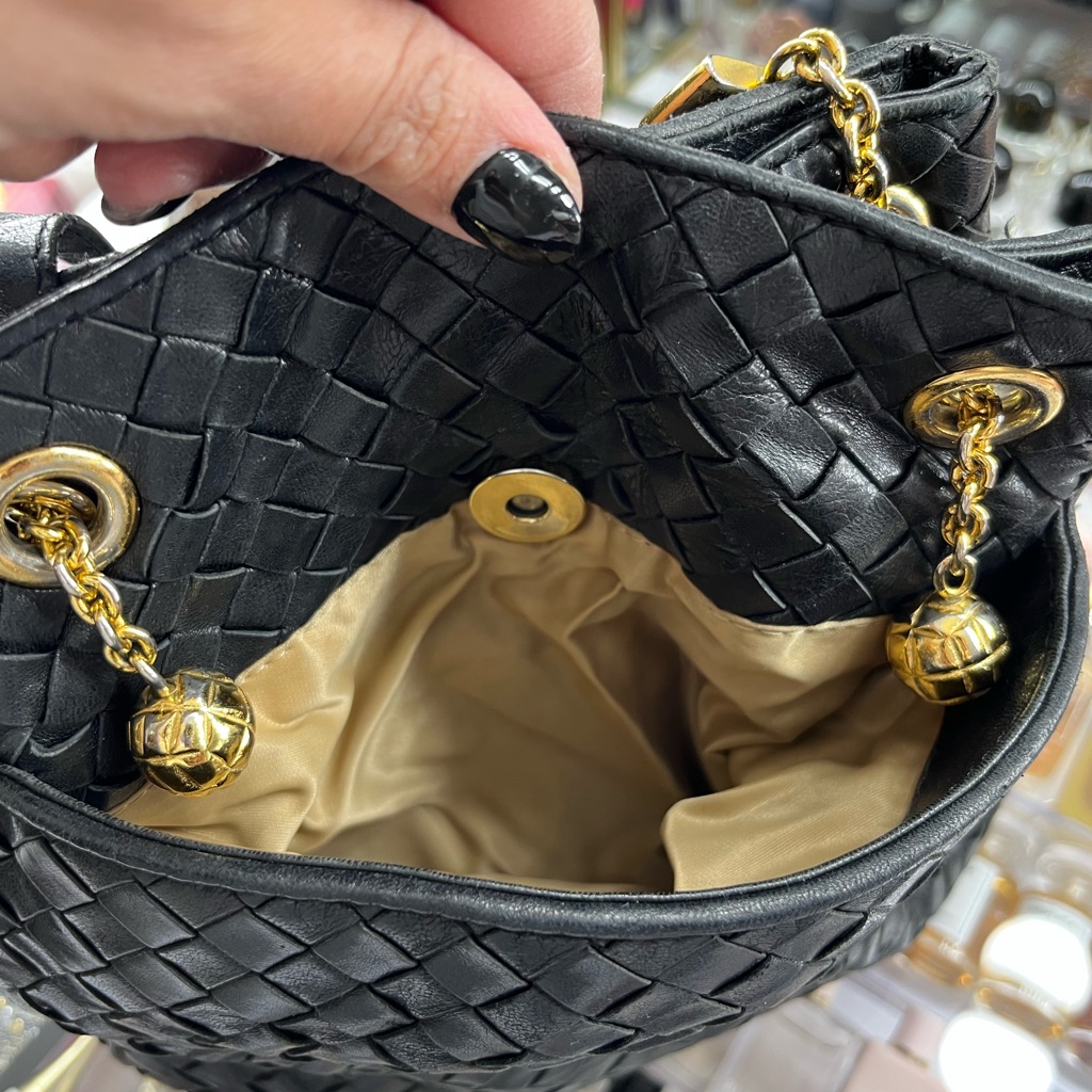 Bottega Veneta PreOwned Black Woven Leather Shoulder Bag
